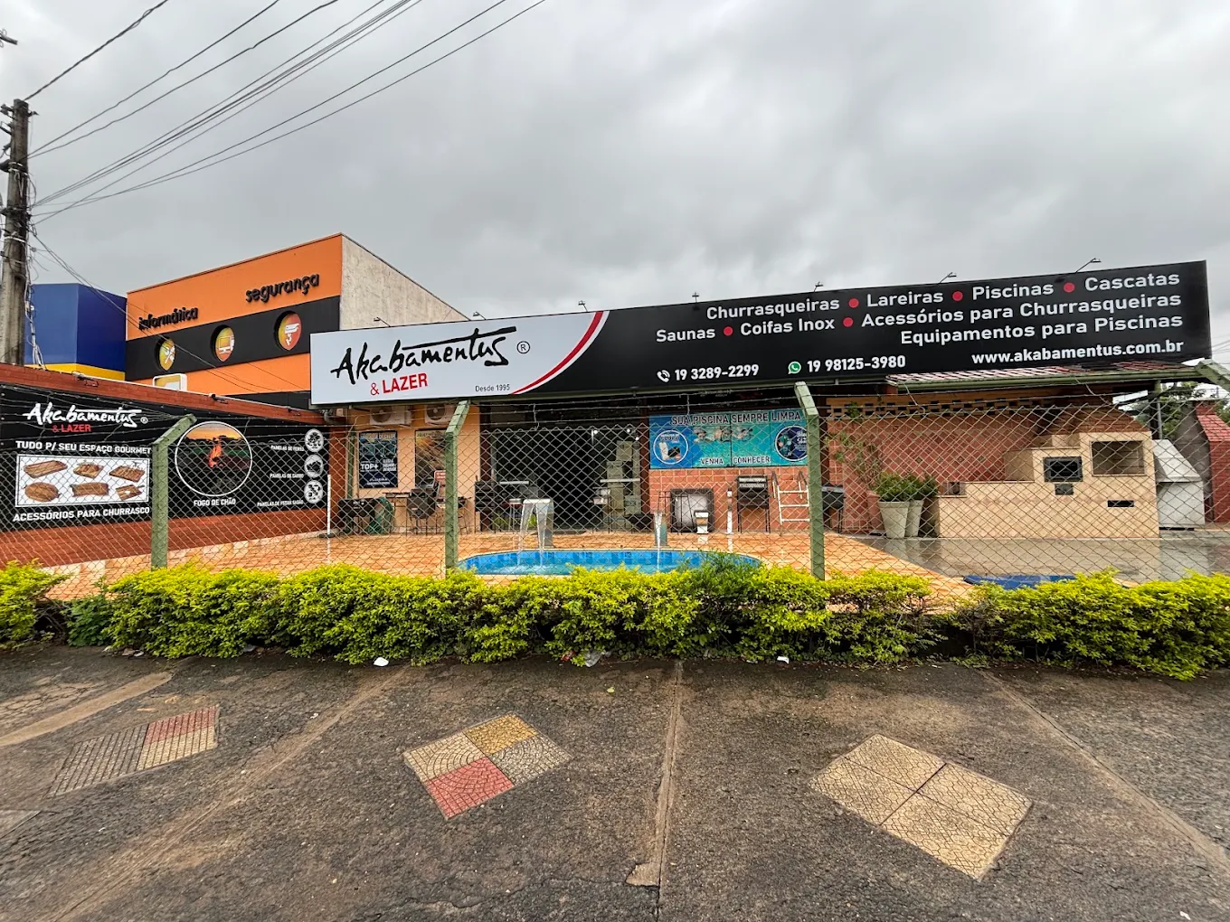 Fachada da loja Akabamentus